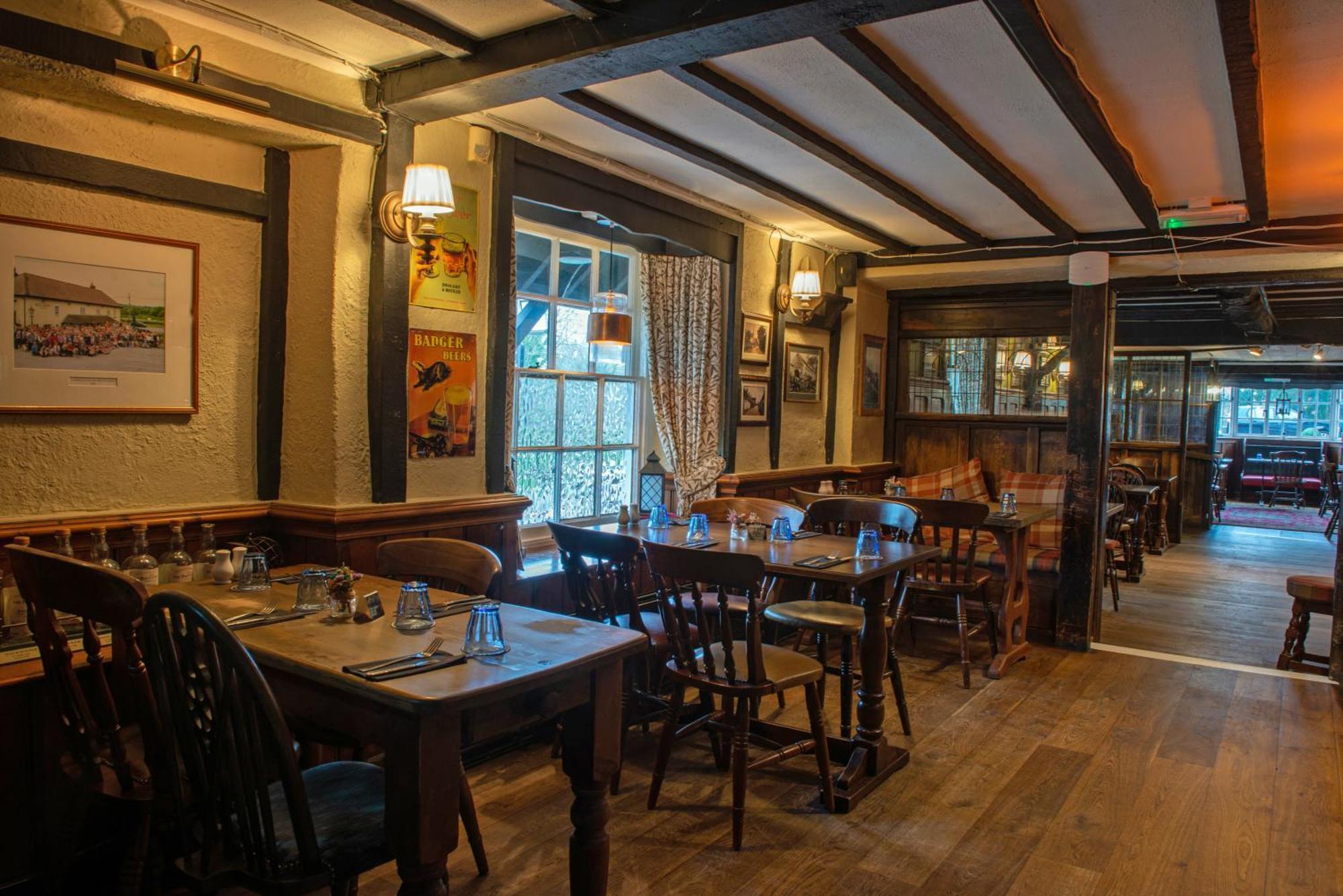 Winfrith Newburgh Red Lion Bed & Breakfast エクステリア 写真